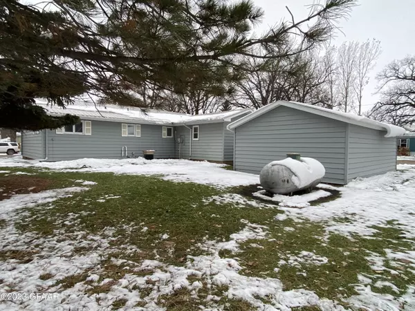 Neche, ND 58265,440 4TH ST