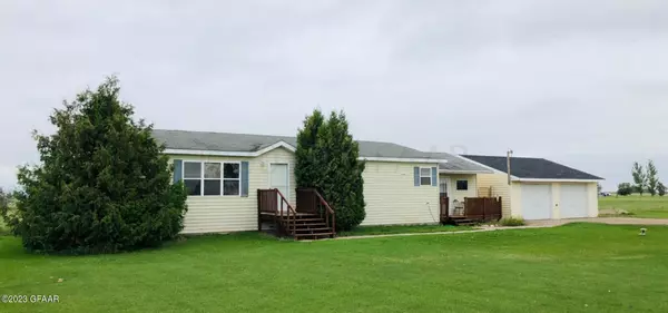 1726 CEDAR ST NE, Emerado, ND 58228