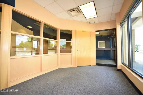 Grand Forks, ND 58203,921 N WASHINGTON ST