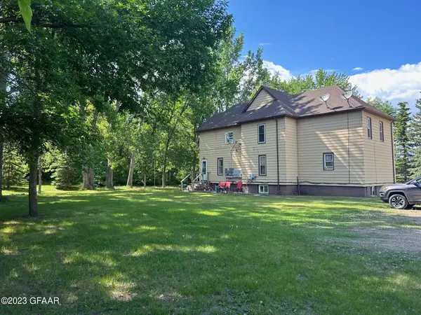 Larimore, ND 58251,500 FRONT ST E