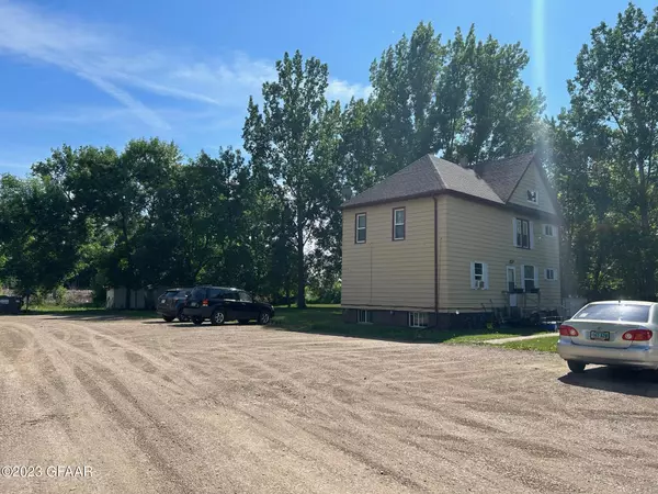 Larimore, ND 58251,500 FRONT ST E