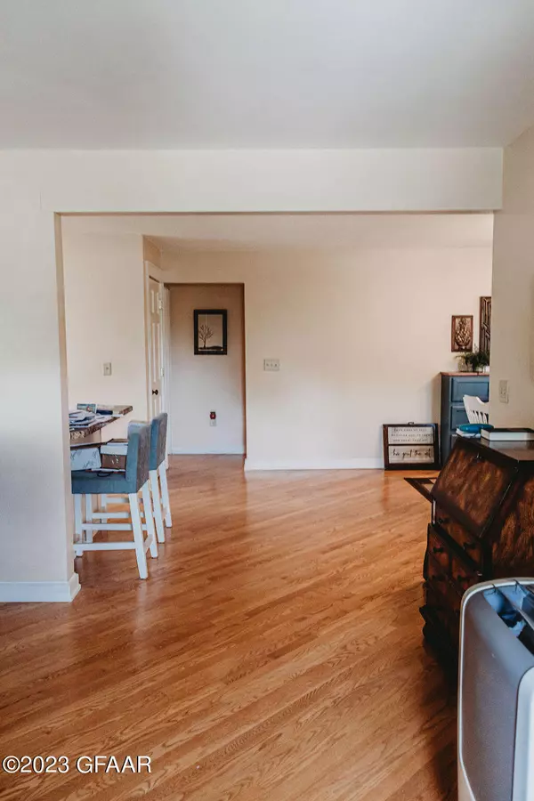 Walhalla, ND 58282,10240 HWY 32