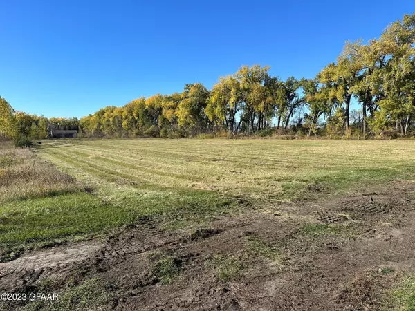 RR 11TH AVE NE, Thompson, ND 58278