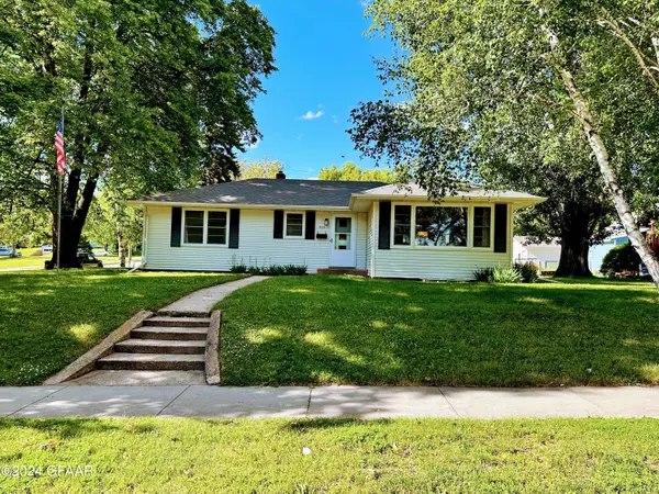 503 RIVERSIDE AVE, Crookston, MN 56716