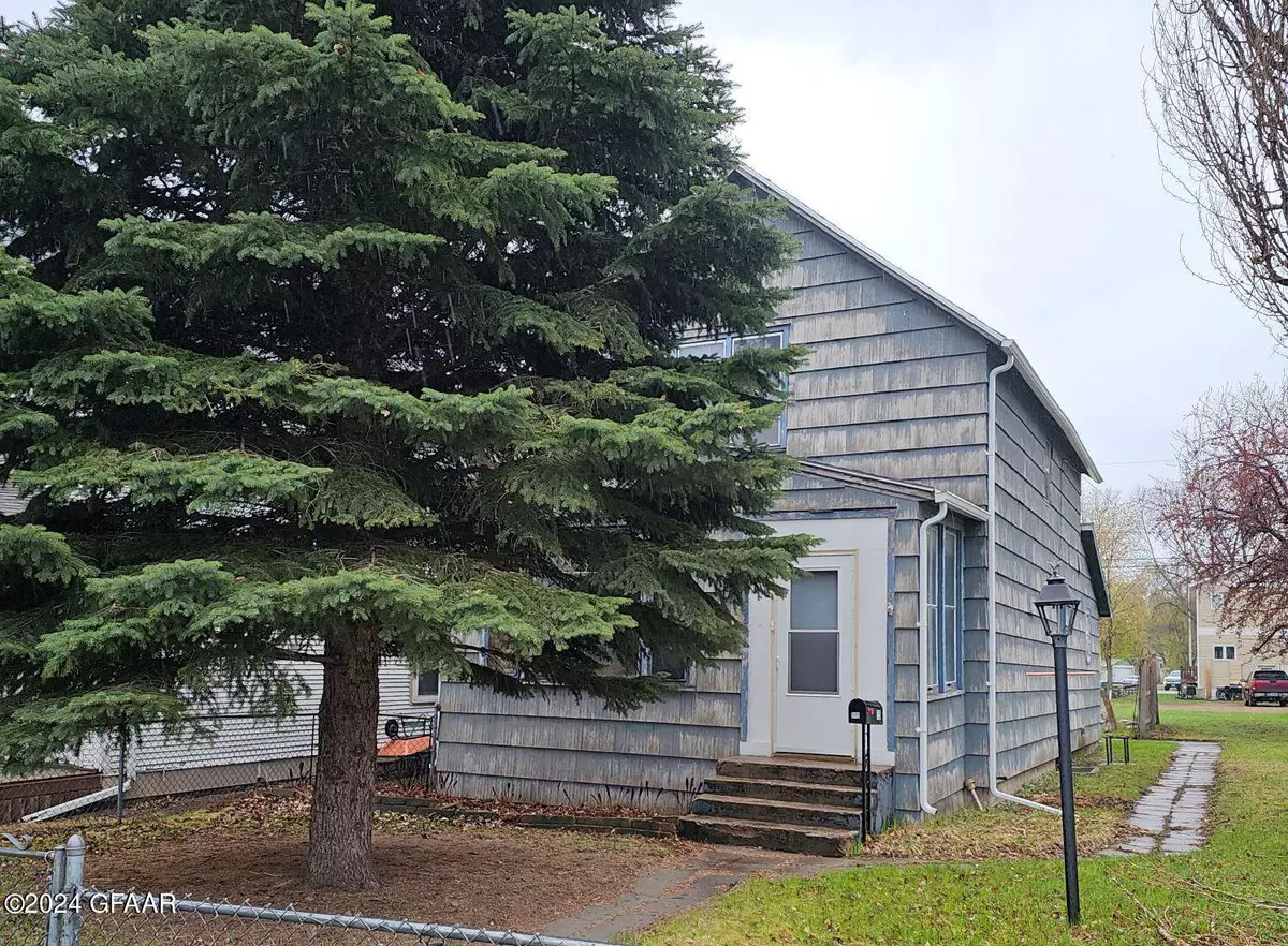 Grand Forks, ND 58203,515 7TH ST N