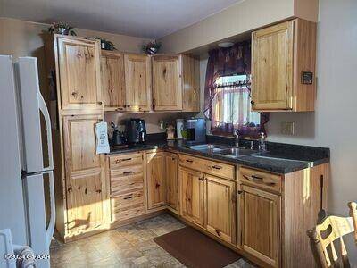 Grand Forks, ND 58203,2310 9TH AVE N