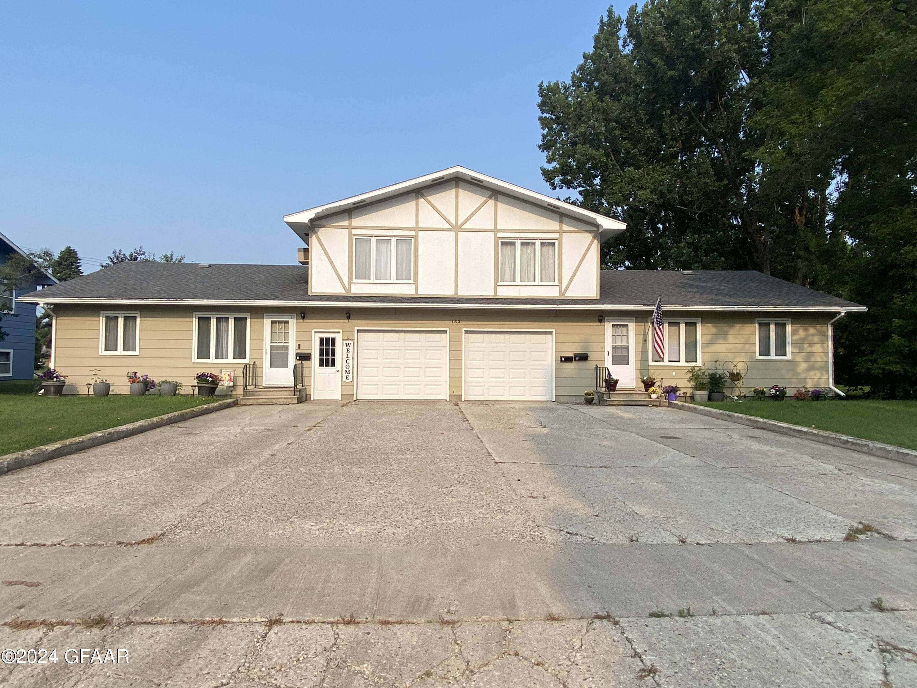 1310 3RD ST, Langdon, ND 58249