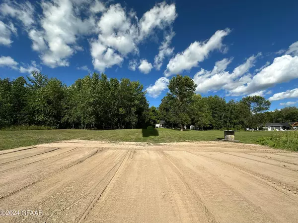 Erskine, MN 56535,18151 ANDERSON TRL SE