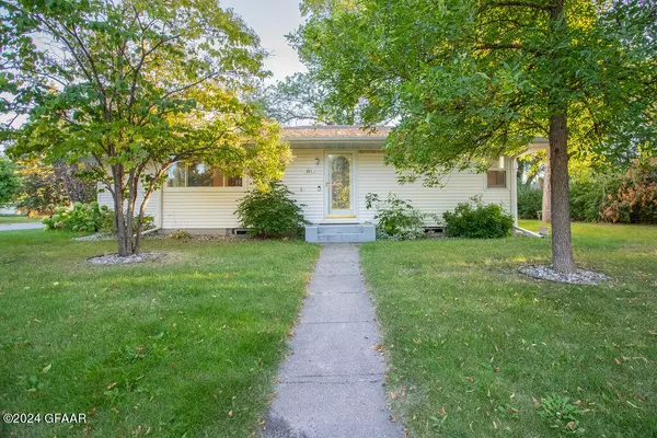 Crookston, MN 56716,401 JOHNSON PL