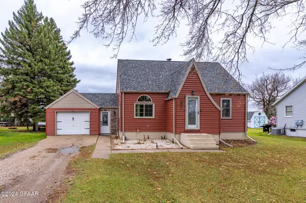 308 1ST ST NW, Climax, MN 56523