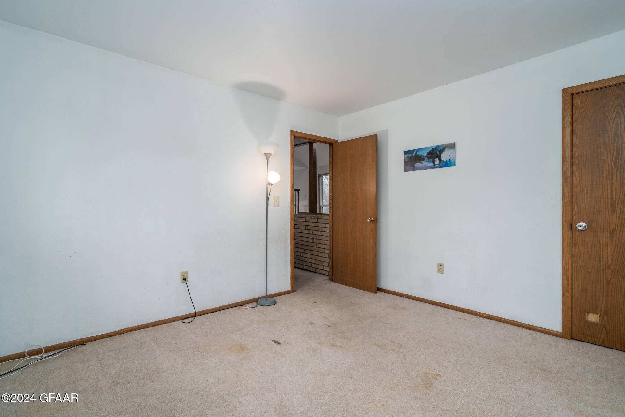 Crookston, MN 56716,605 SUMMIT AVENUE NORTH