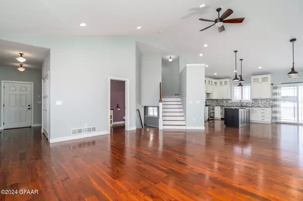 Grand Forks, ND 58201,4124 SUN CIRCLE