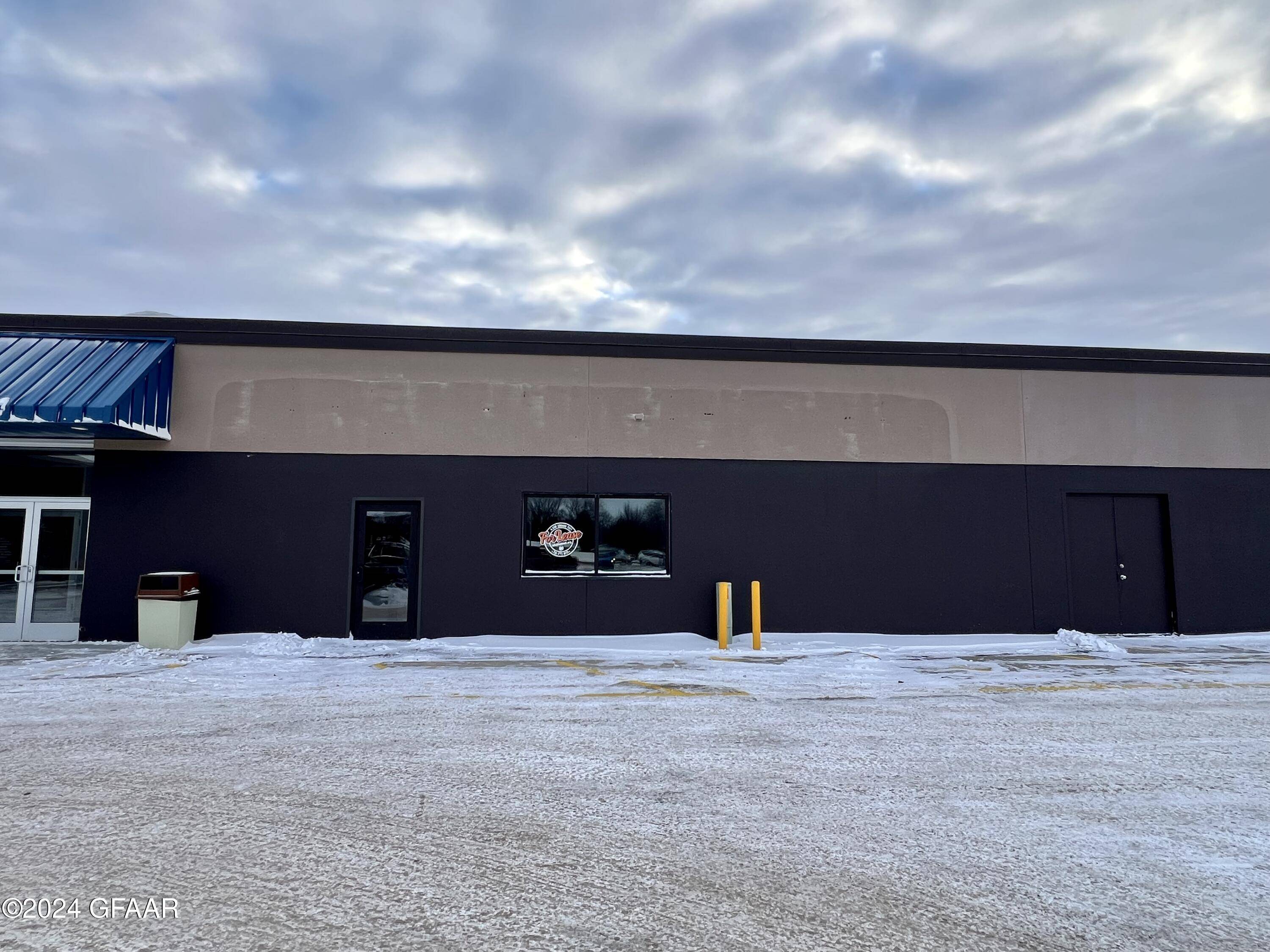 Grand Forks, ND 58201,1726 S WASHINGTON ST 68