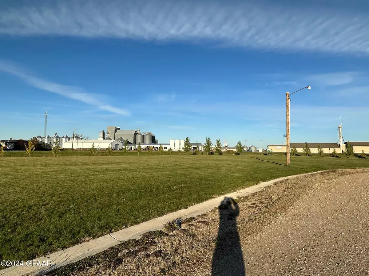 Northwood, ND 58267,629 PARKWAY LN E