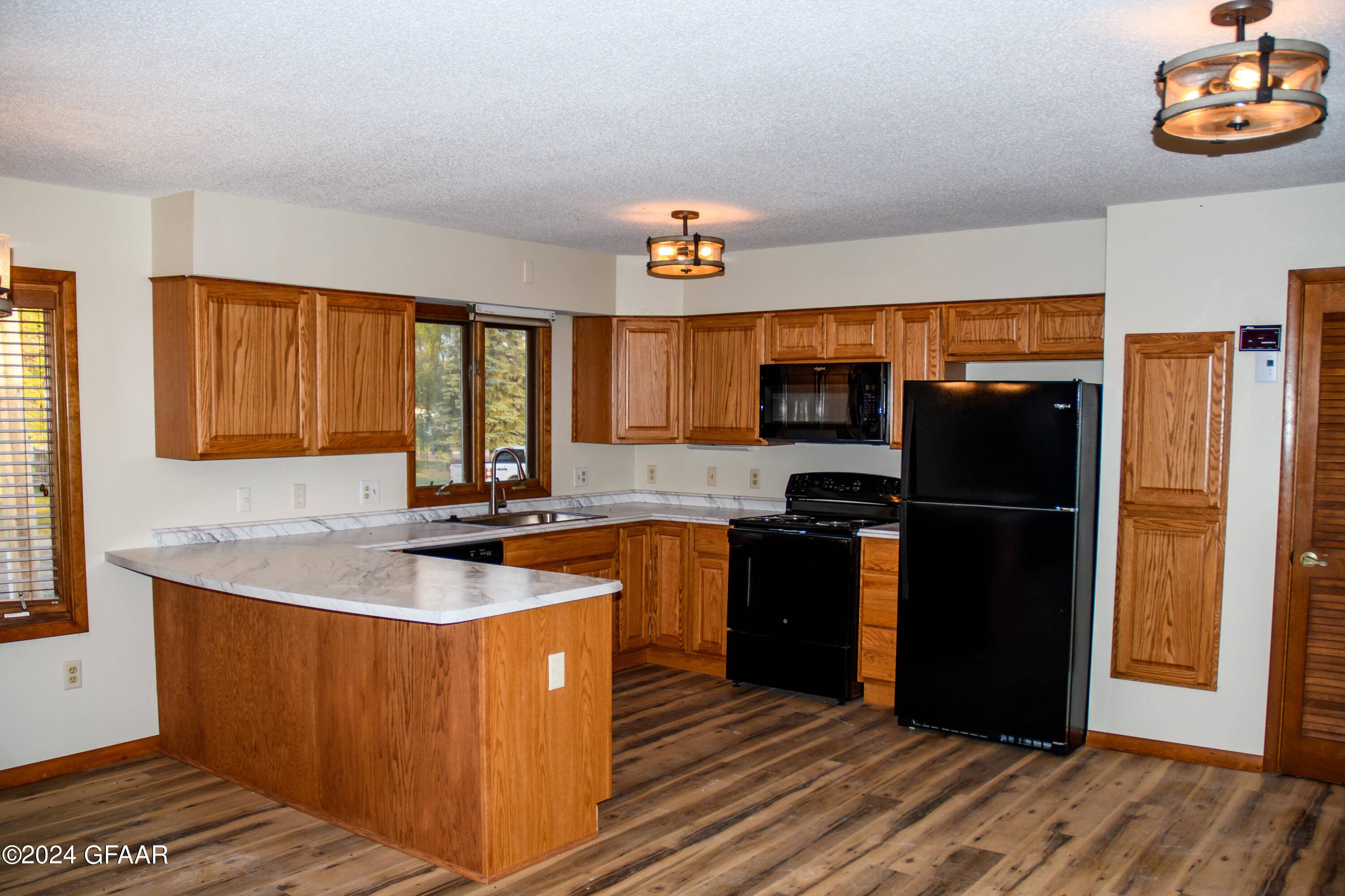 Aneta, ND 58212,214 5TH ST N