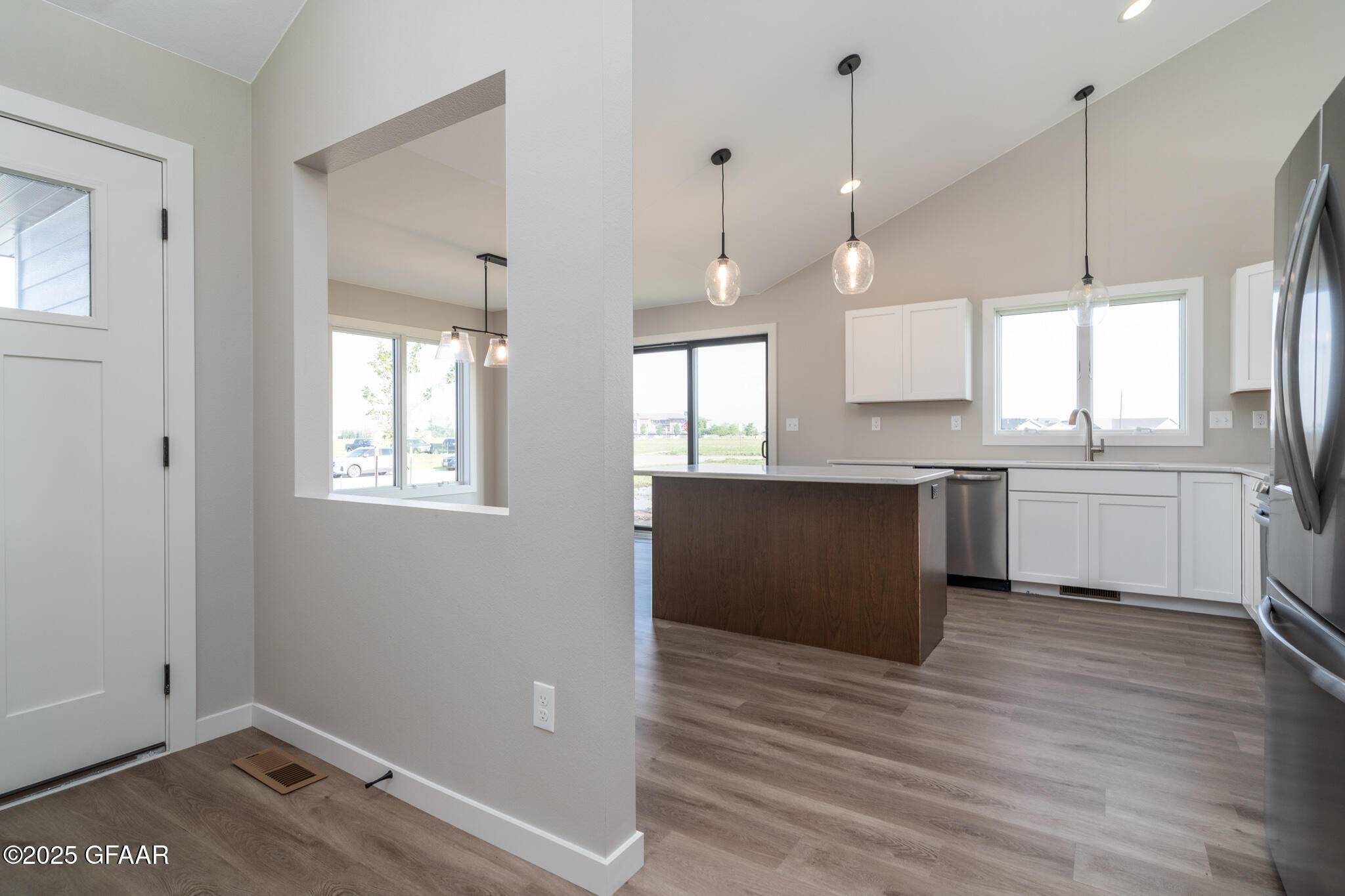 Grand Forks, ND 58201,6329 YUKON LANE