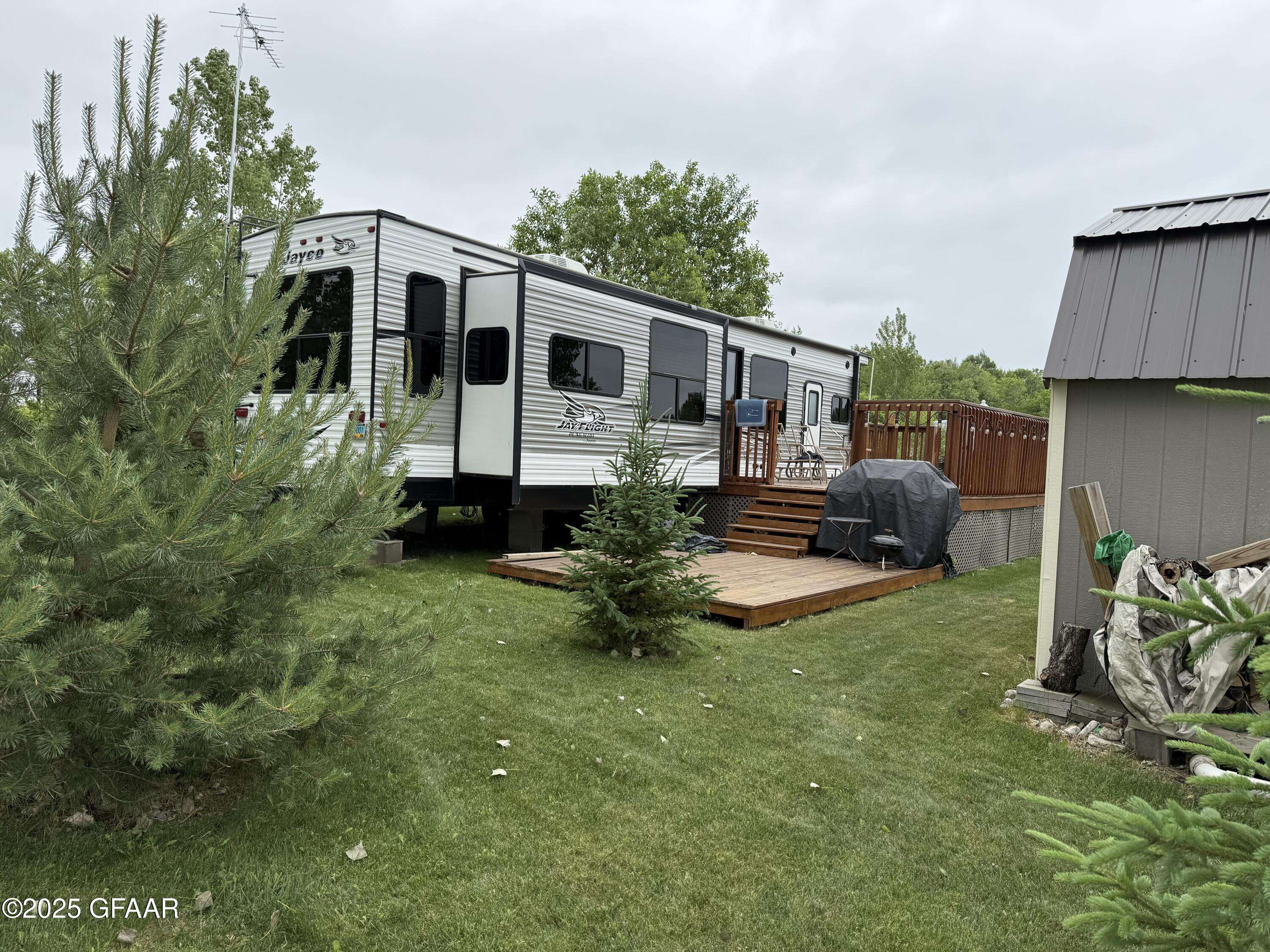 Warwick, ND 58381,3892 EAST BAY RD