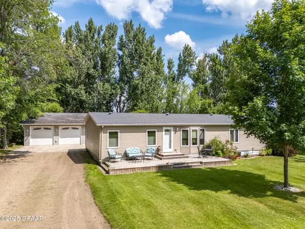 2072 6TH AVE NE, Thompson, ND 58278