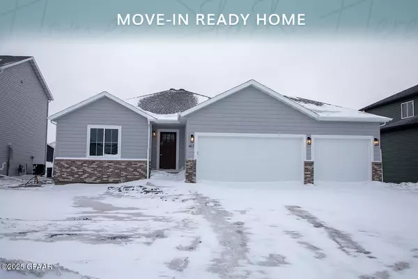 463 PLYMOUTH LN, Grand Forks, ND 58201