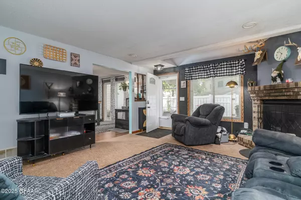 Grand Forks, ND 58201,2542 26TH AVE S