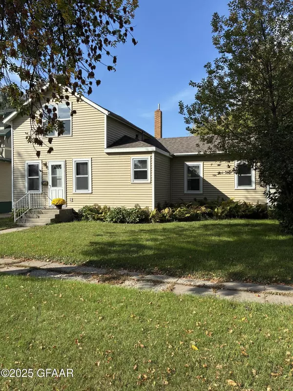 Grafton, ND 58237,323 KITTSON AVE