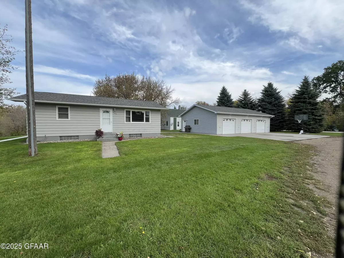 Manvel, ND 58256,916 7TH ST