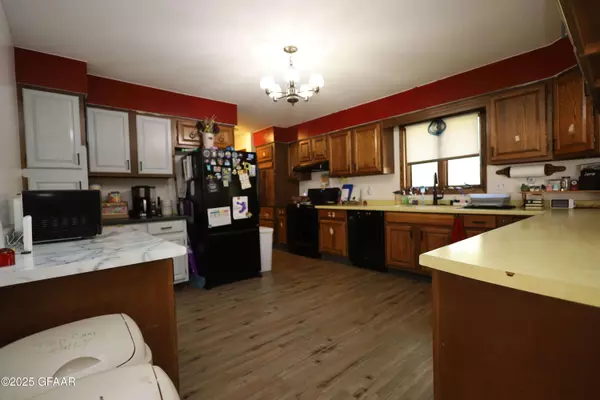 Grand Forks, ND 58203,1759 18TH ST NE