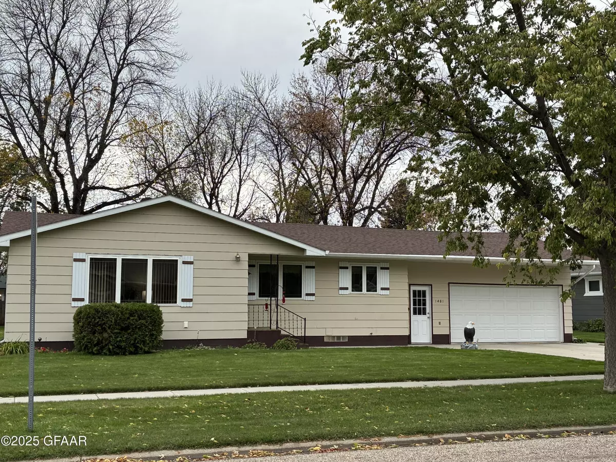 Grafton, ND 58237,1481 DOGWOOD AVE
