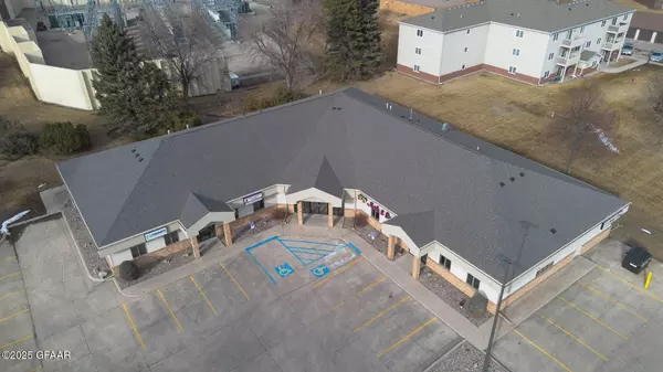 Grand Forks, ND 58201,2534 17TH AVE S A