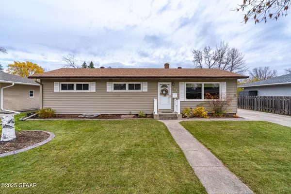 614 25TH AVE S,  Grand Forks,  ND 58201