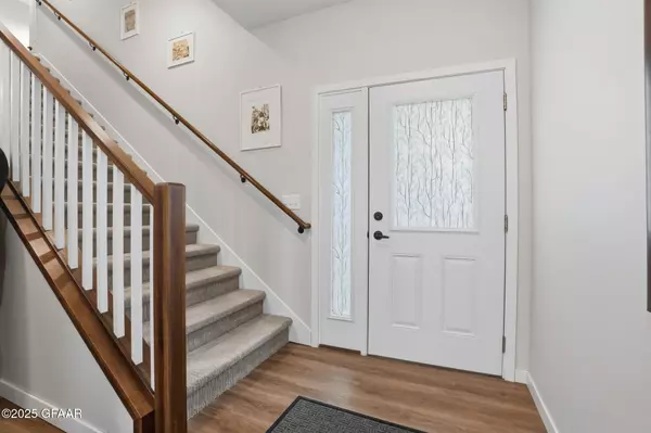 Grand Forks, ND 58201,4421 EDGEWOOD LN