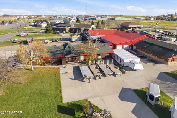 East Grand Forks, MN 56721,1312 CENTRAL AVE NE