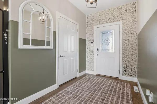 Northwood, ND 58267,618 PARKWAY LN E