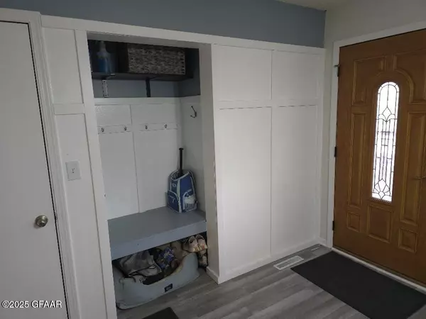 Detroit Lakes, MN 56501,1503 JUNE AVE