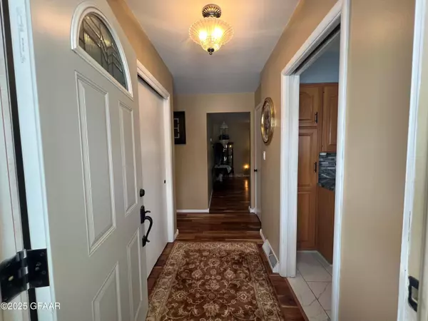 Mayville, ND 58257,114 7TH AVE SE