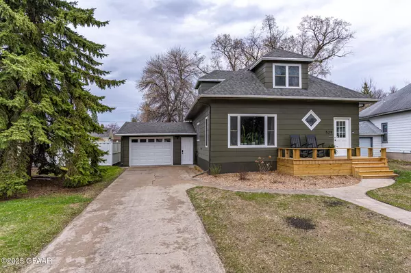 529 SUMMIT AVE., Crookston, MN 56716