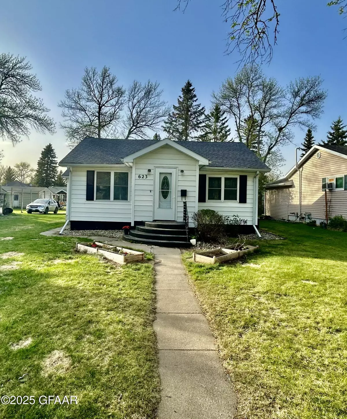 Warren, MN 56762,623 JOHNSON AVE