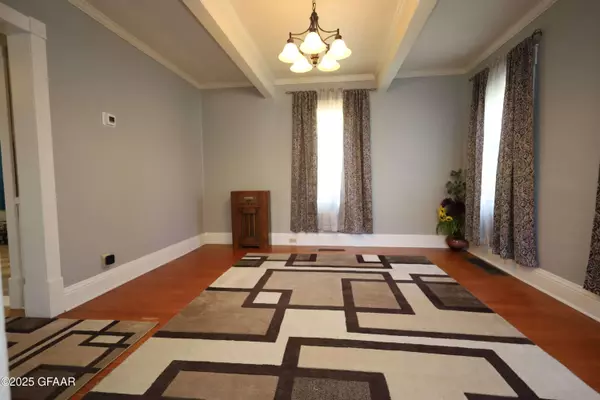 Mayville, ND 58257,327 2ND ST NW