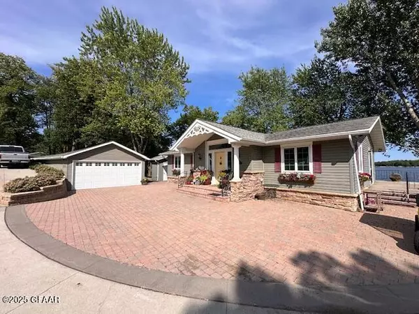 14127 MAPLE INN RD SE, Mentor, MN 56736
