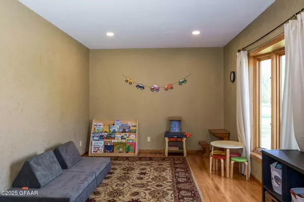 Grafton, ND 58237,14914 67TH ST NE