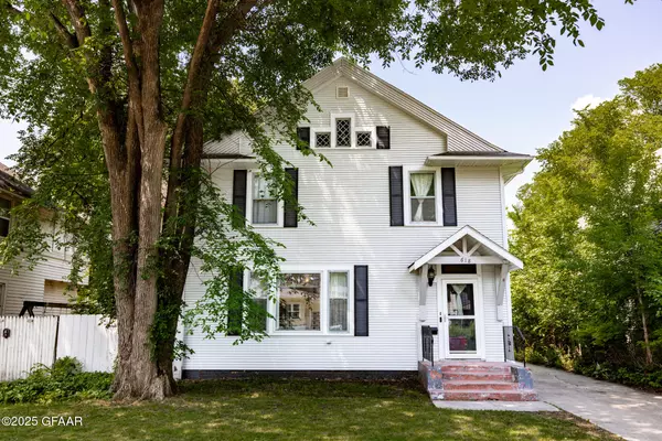Grand Forks, ND 58201,618 BELMONT RD