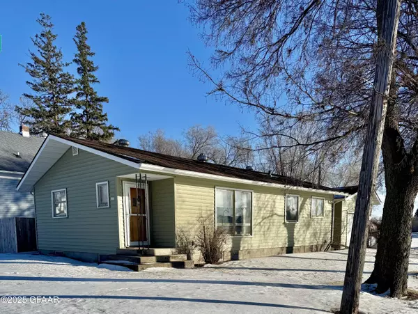 227 MAIN ST W, Mayville, ND 58257