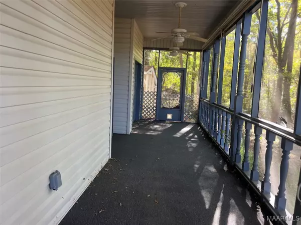 Montgomery, AL 36117,176 Travel TRL