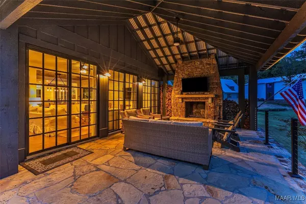 Eclectic, AL 36024,60 Castaway Cove LN