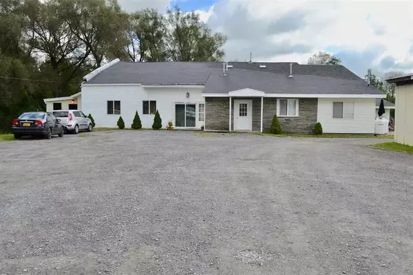 389 McKay RD, Perth, NY 12010