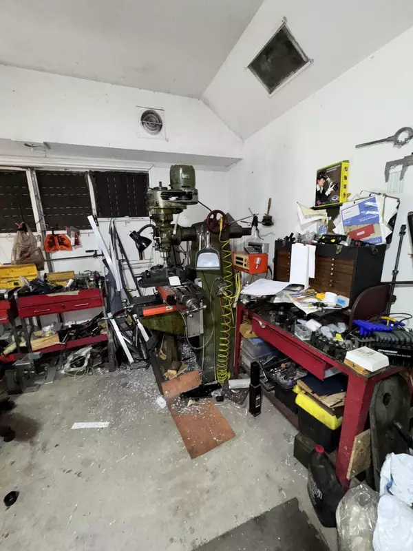 152 Speigletown RD, Troy, NY 12182