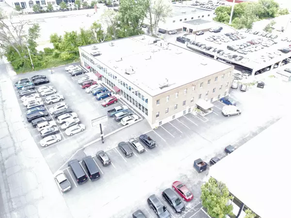 10 Russell RD, Albany, NY 12206