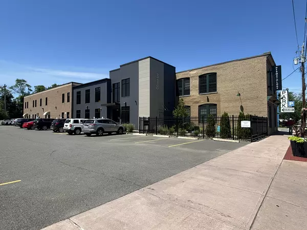 318 Broadway, Schenectady, NY 12305