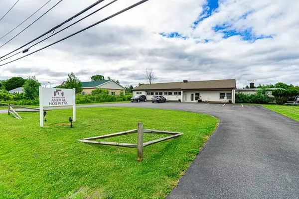 191 Wallins Corners RD, Amsterdam, NY 12010