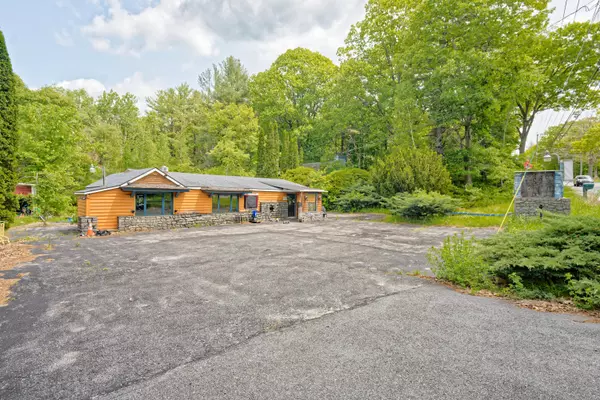 2244 Call ST, Lake Luzerne, NY 12846